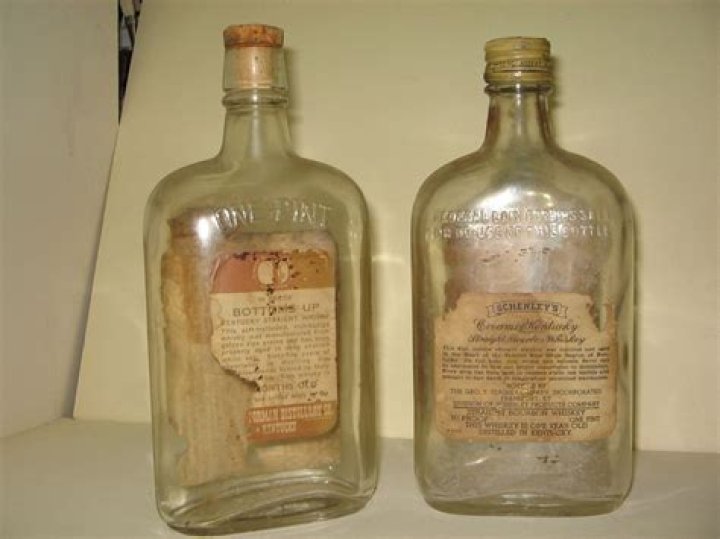 Are old whiskey bottles worth money?