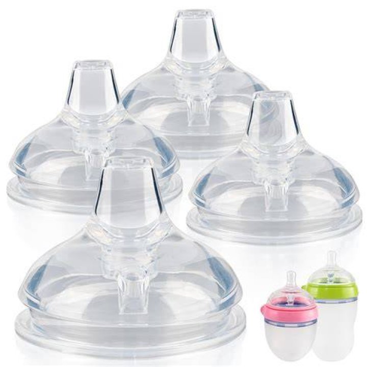 Do Comotomo bottles have different flow nipples?