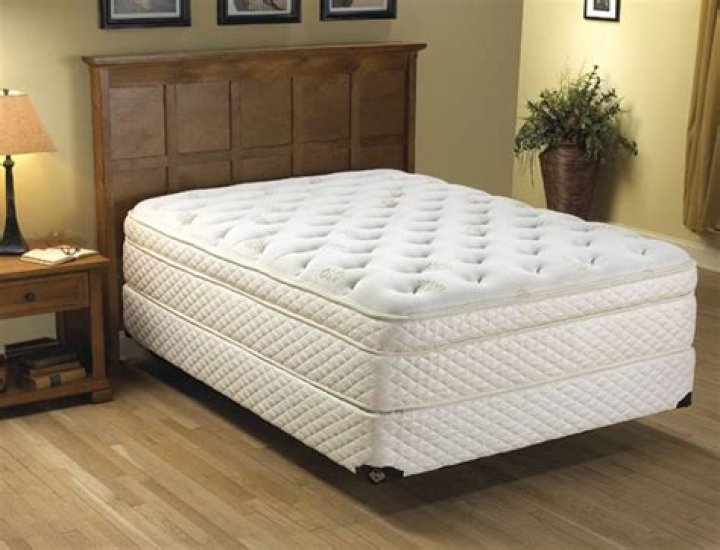 Does spring air still make mattresses?