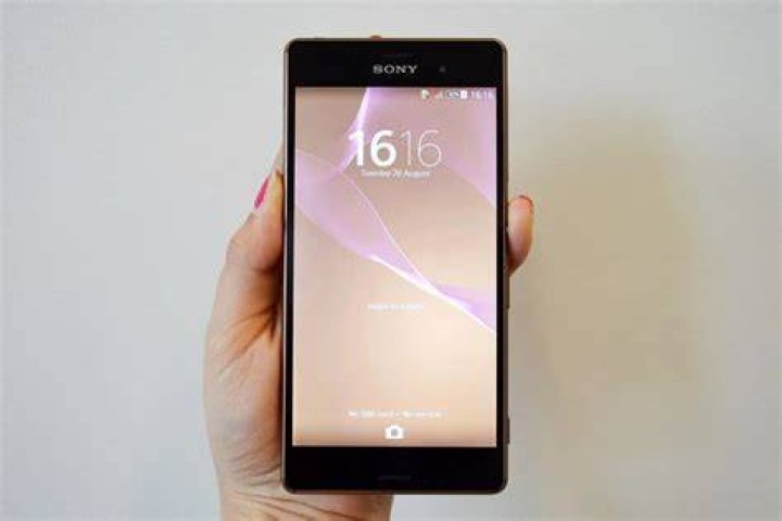 Does the Sony Xperia Z3 have wireless charging?