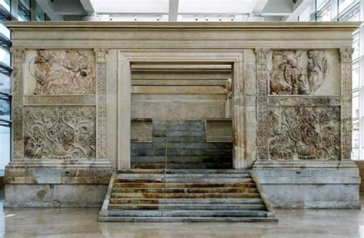 How did the Ara Pacis relate to Roman life?
