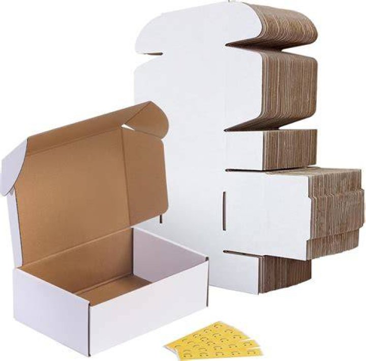 Is there Free shipping on Pop In a Box?