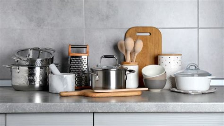 What happens if you use steel utensils in the oven?