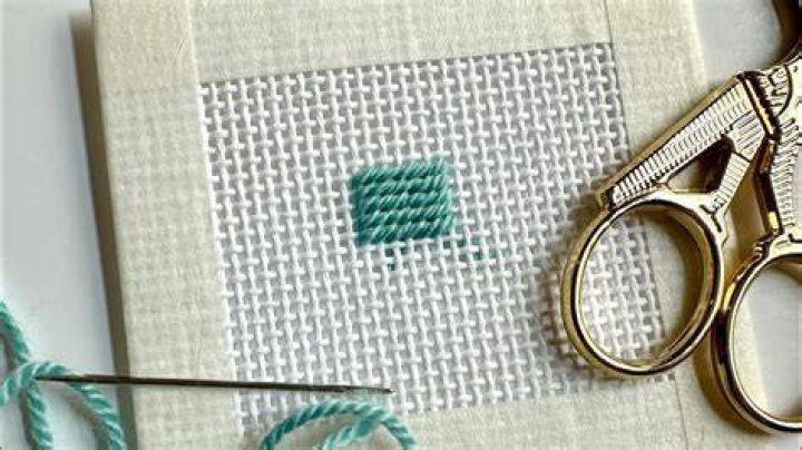 What is a Gobelin stitch in cross stitch?