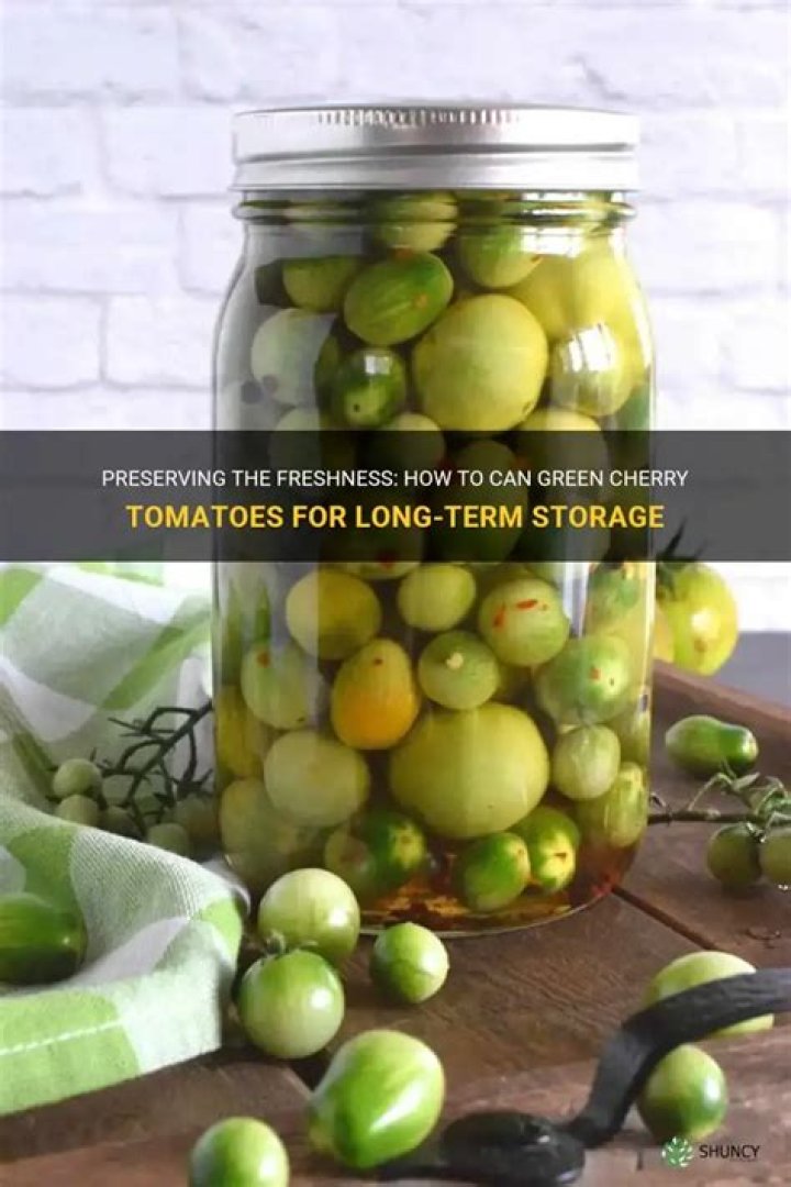 What is the best way to preserve green tomatoes?
